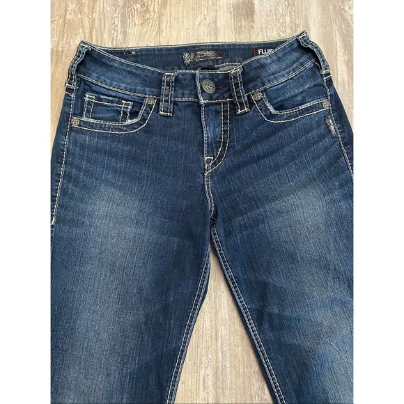 Silver SUKI Slim Boot Cut Jeans Mid Rise Embroidered Women’s Sz W27/L33 - Picture 2 of 7